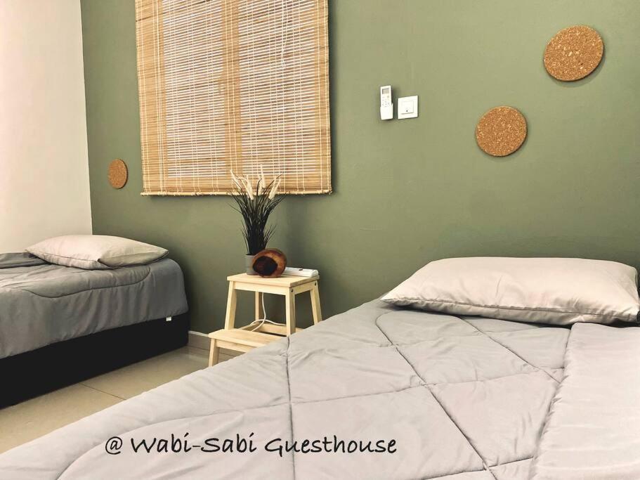 Wabi-Sabi Guesthouse At Ipoh Town 侘寂风民宿 Екстериор снимка